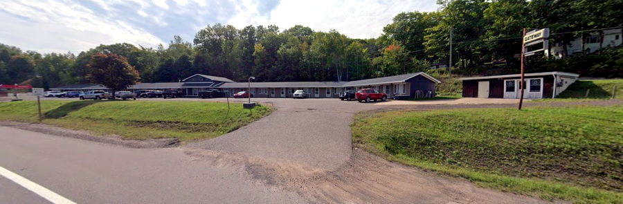 Gateway Motel - 2024 (newer photo)
